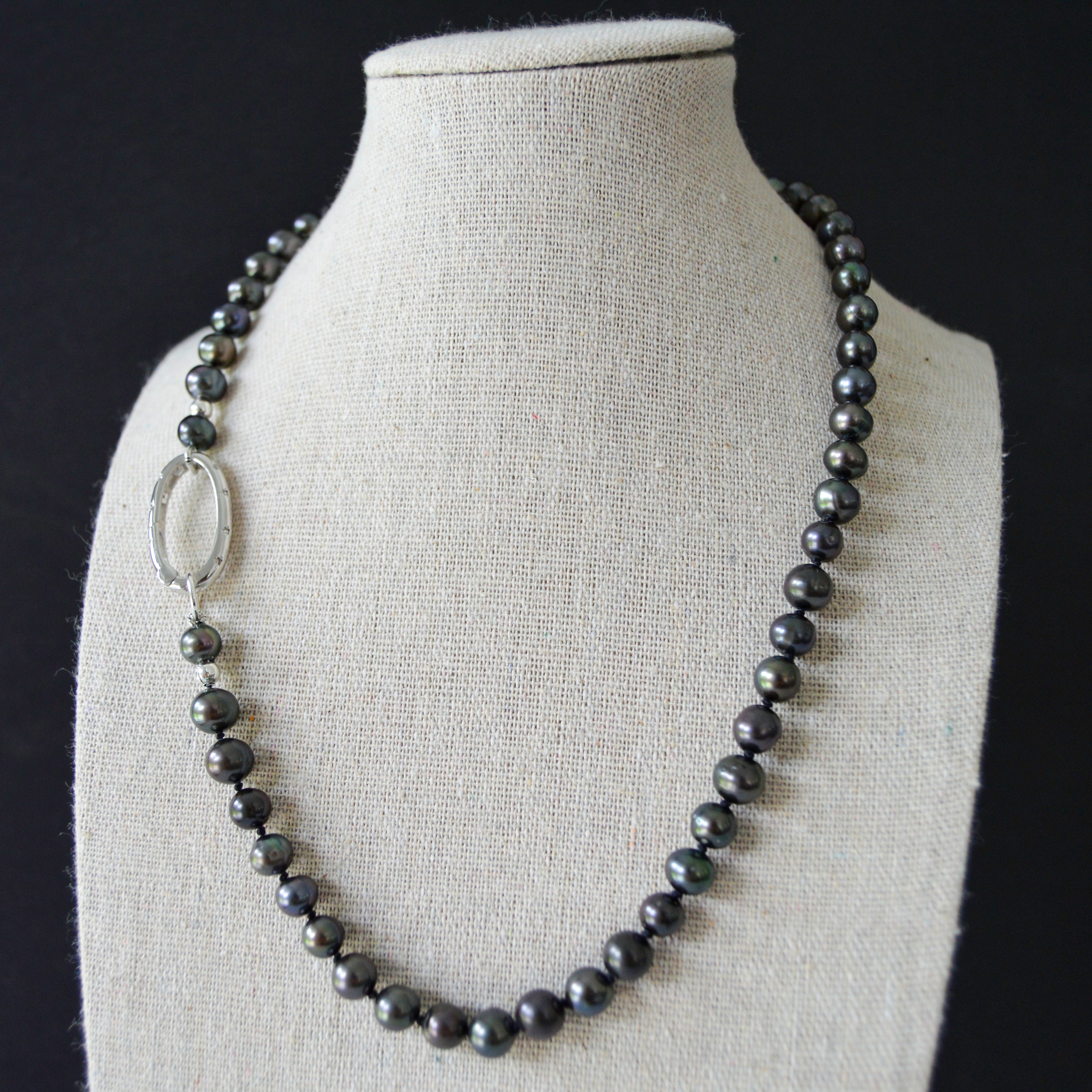 Black Peacock Pearl Necklace