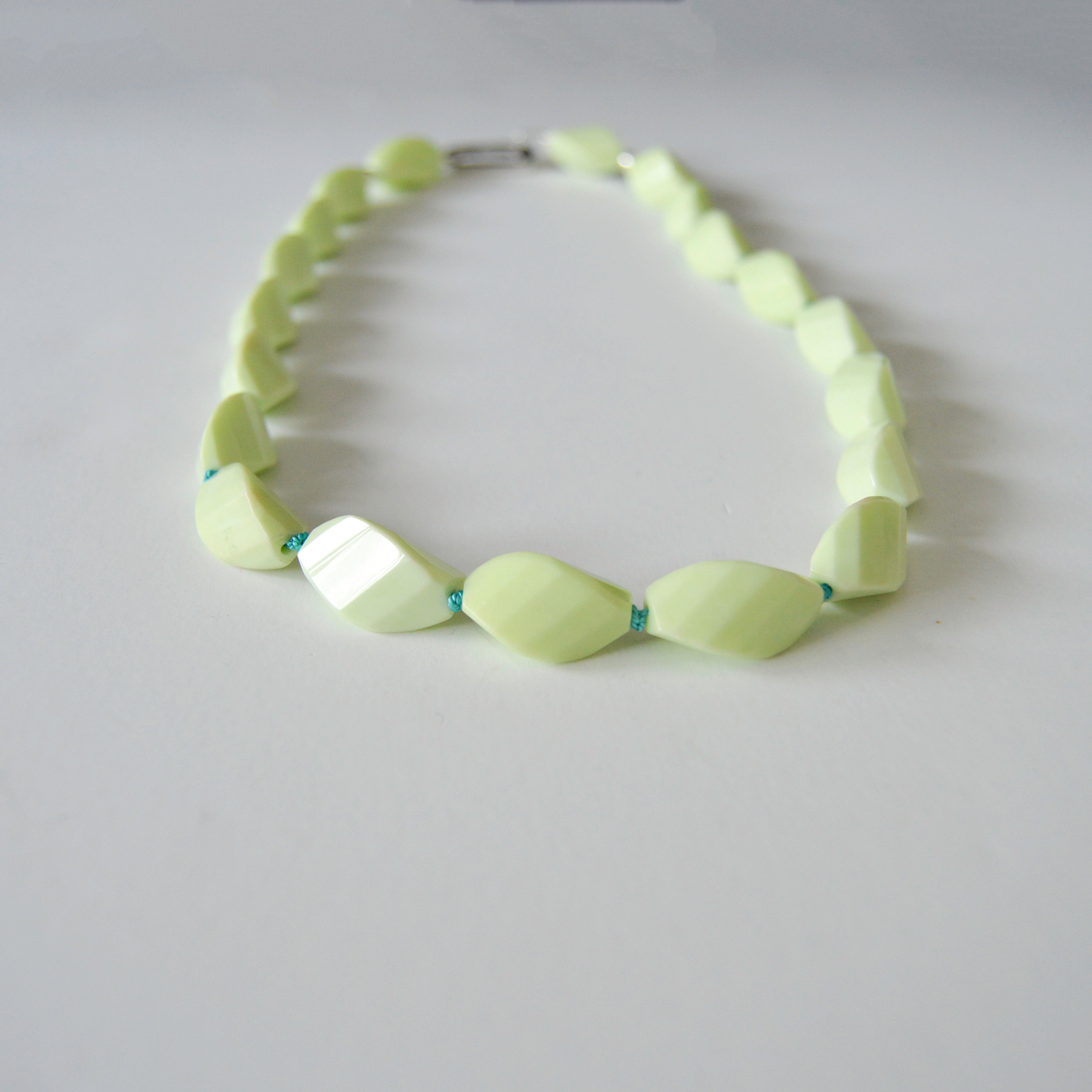 Lemon Chrysoprase Necklace