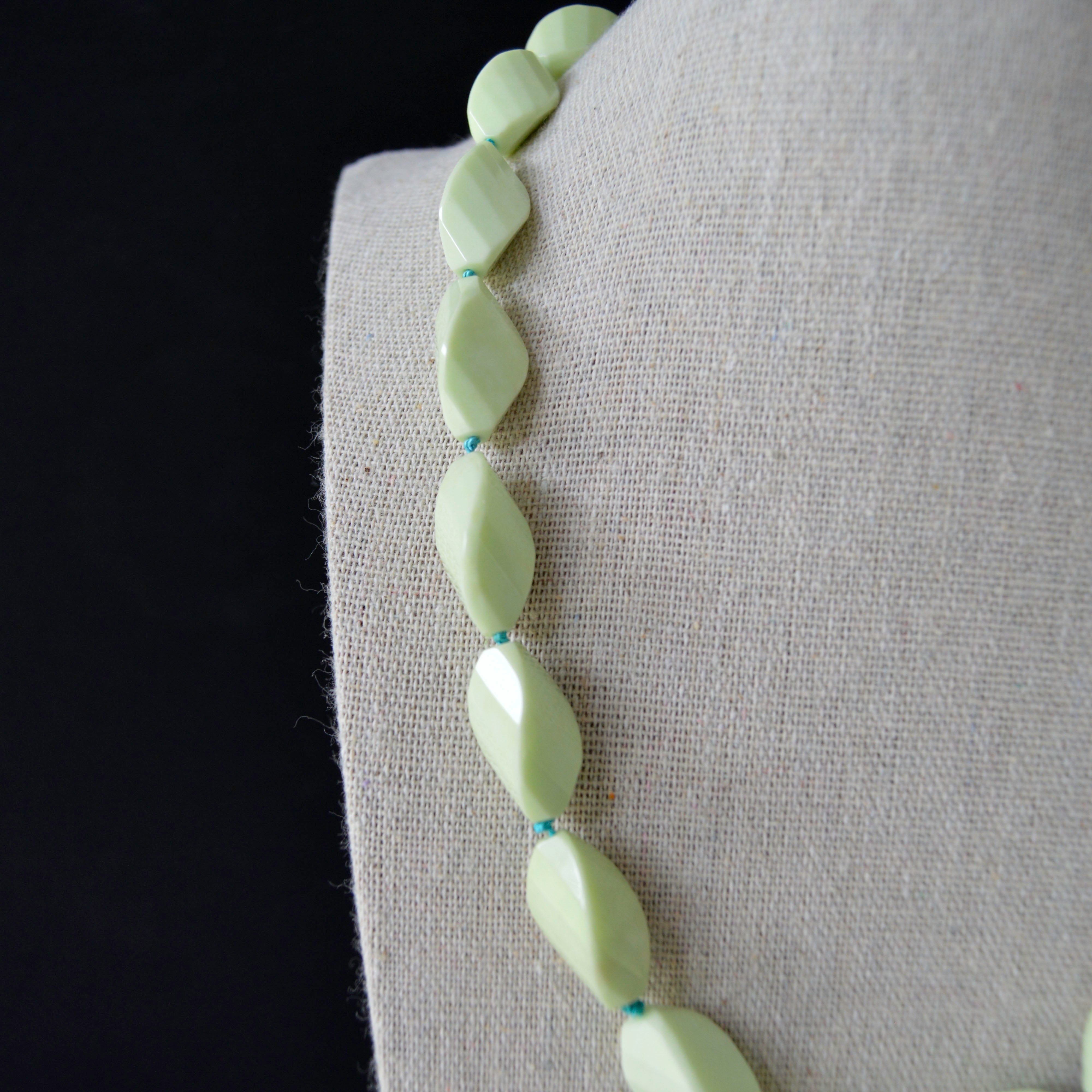 Lemon Chrysoprase Necklace