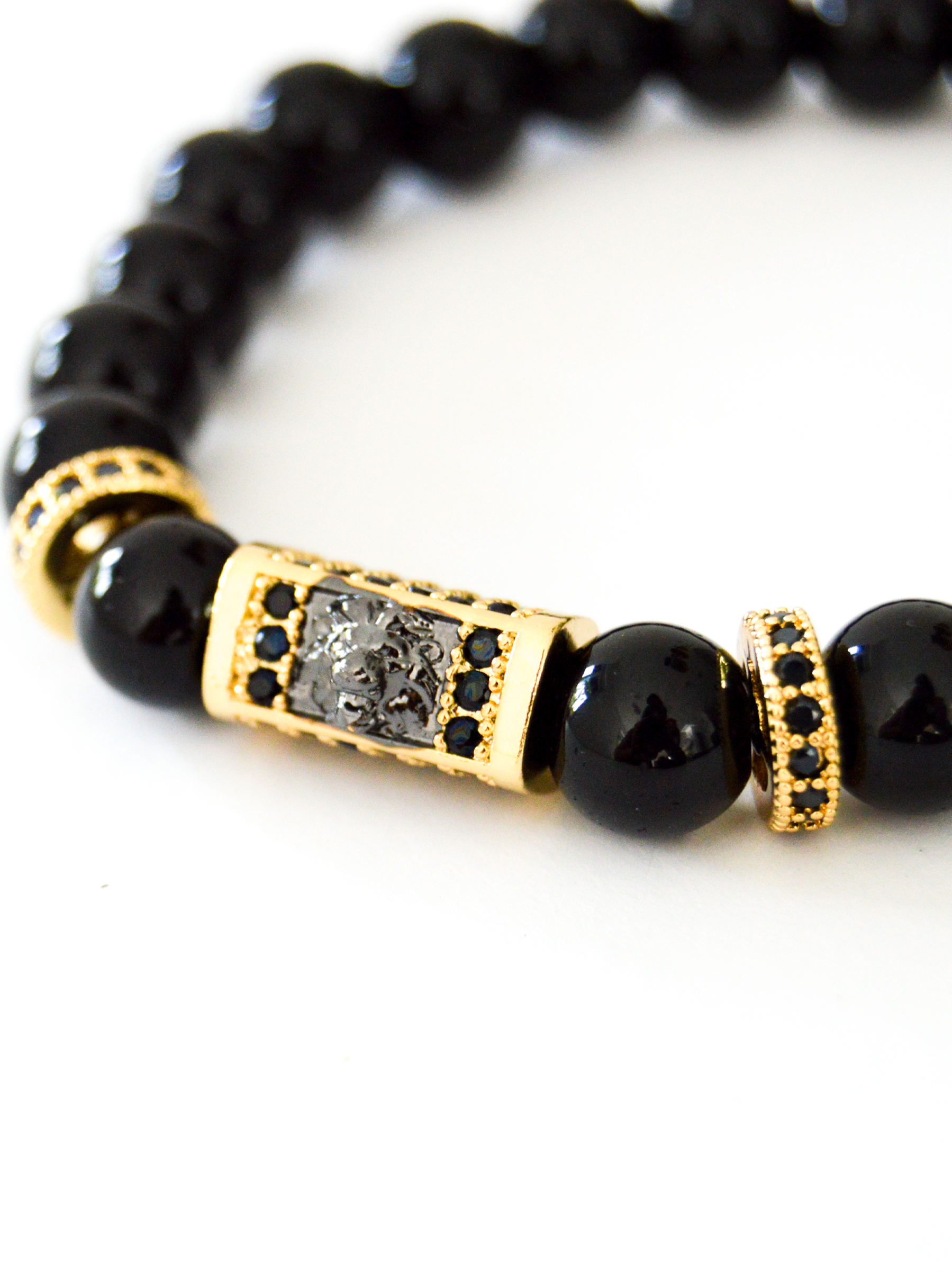 Onyx with Lion Motif Bracelet