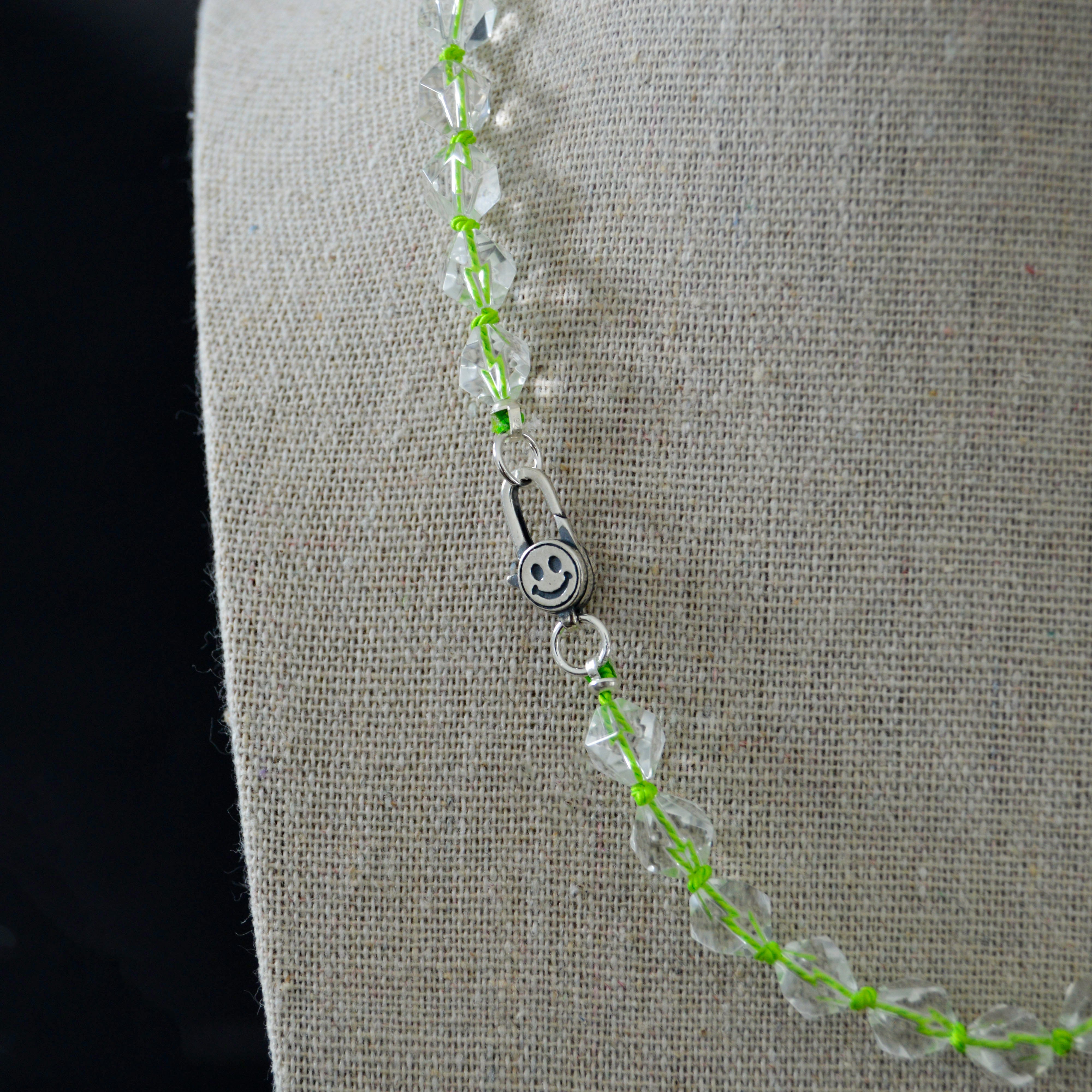 Quartz with Lime Silk