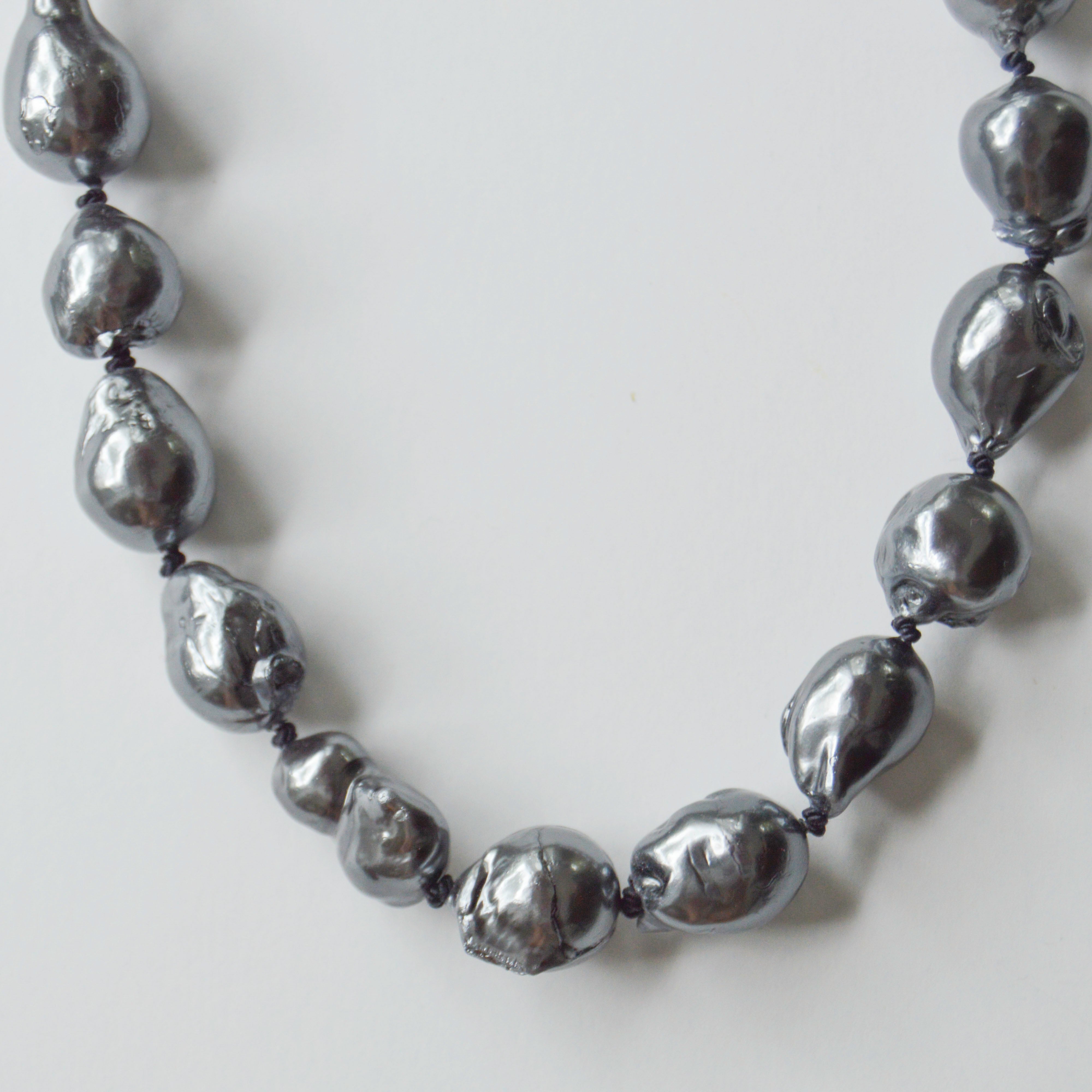 Silver Baroque Flameball Pearl Necklace