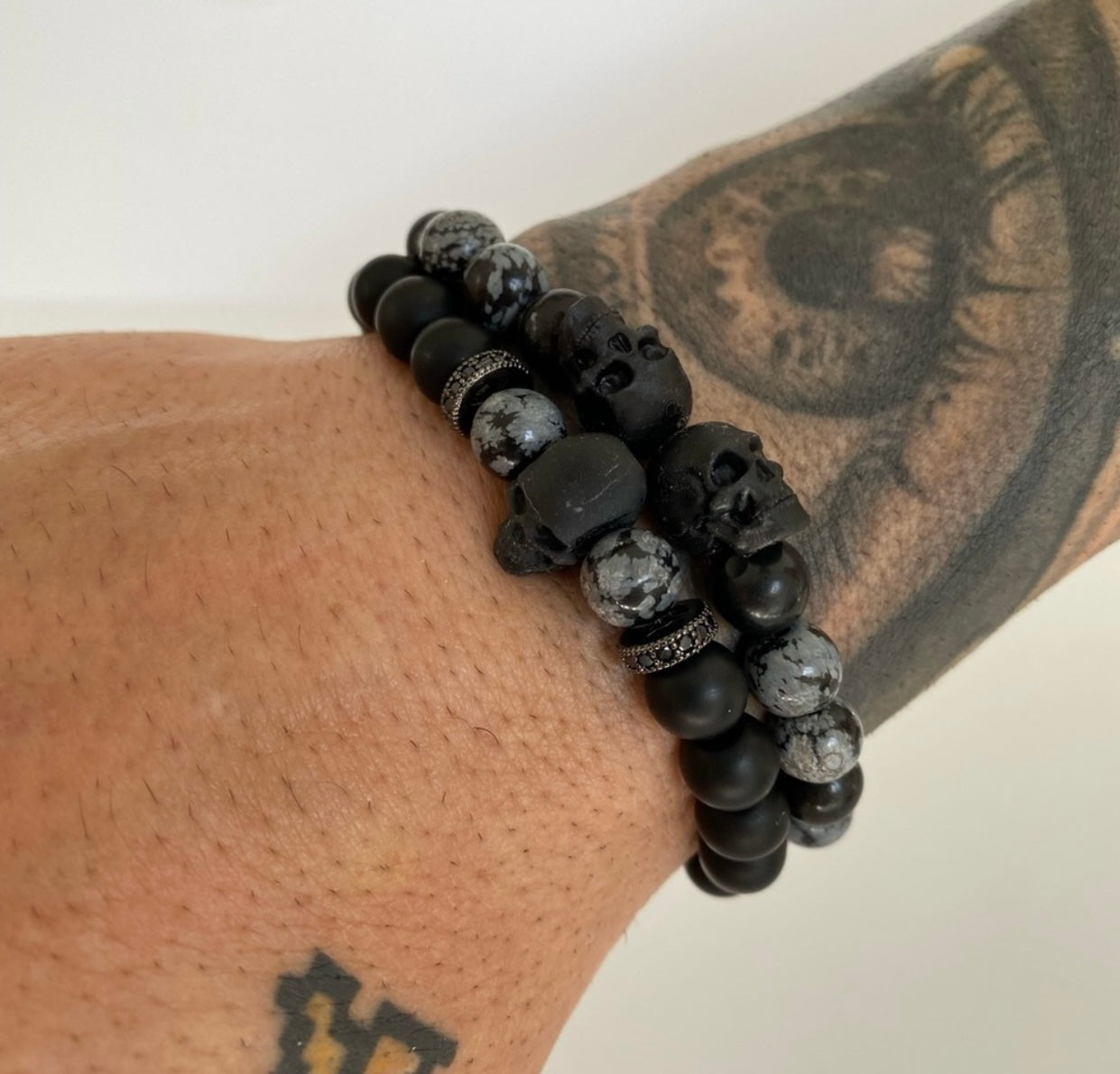 Onyx and Snowflake Obsidian Skull Bracelet